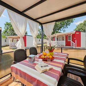 4* Vakantiepark Camping Adria Mobile Park